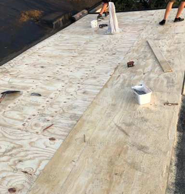 Platdak constructie hout